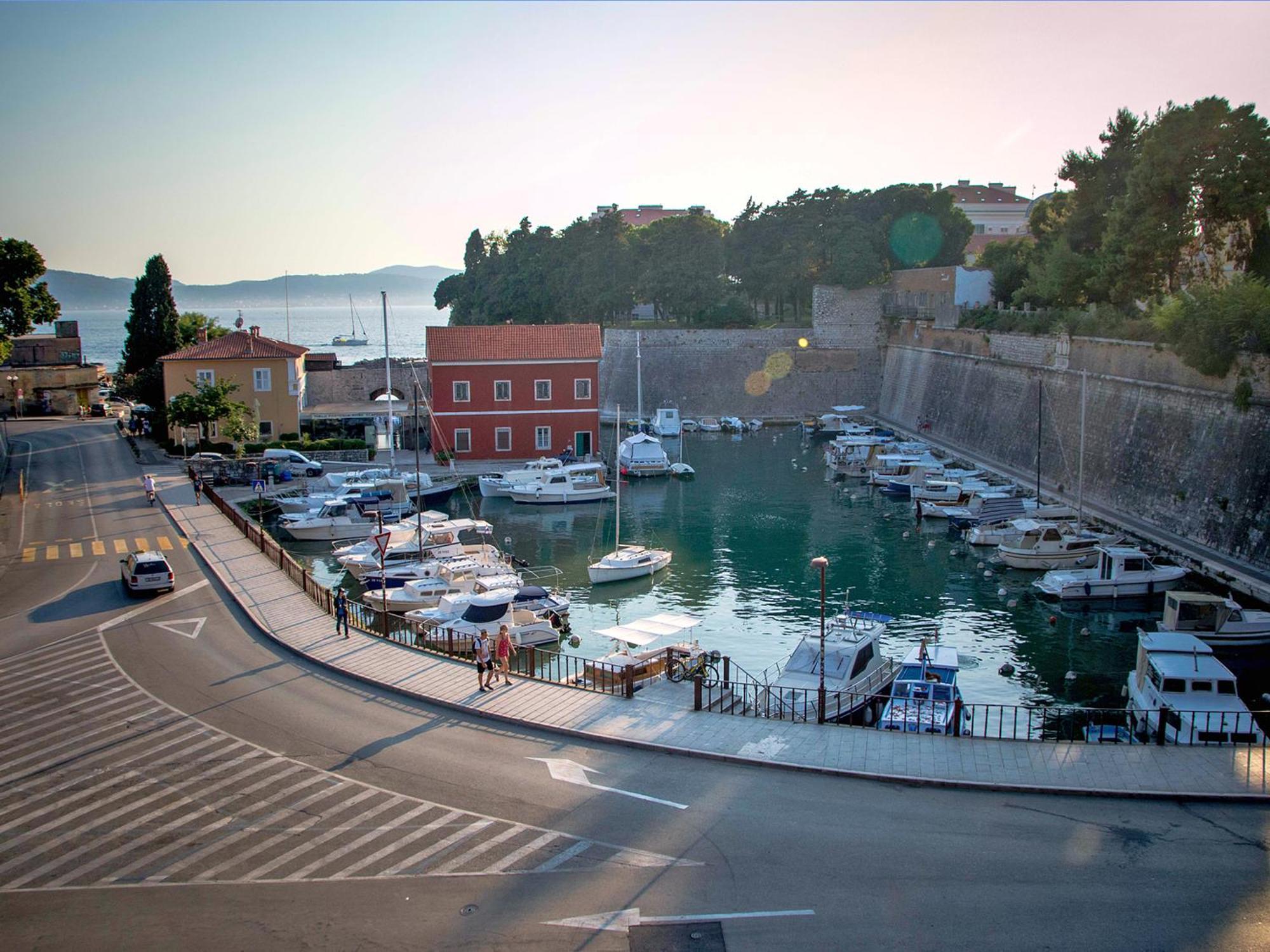 Apartments Anna Zadar Oda fotoğraf